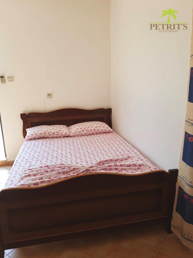 Petrit Guesthouse Ksamil Exterior foto